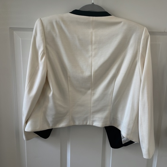 Jacket - Picture 3 of 7